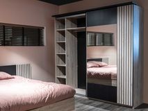 Schuifdeurkast LIMA - Lichtgrijs eiken MBR LI SK25-MOLG