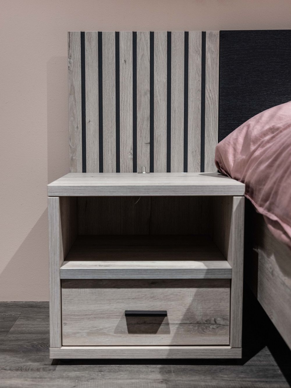 2-persoonbed met 2 nachttafels LIMA - Lichtgrijs e MBR LI LB180-2NK-MOLG