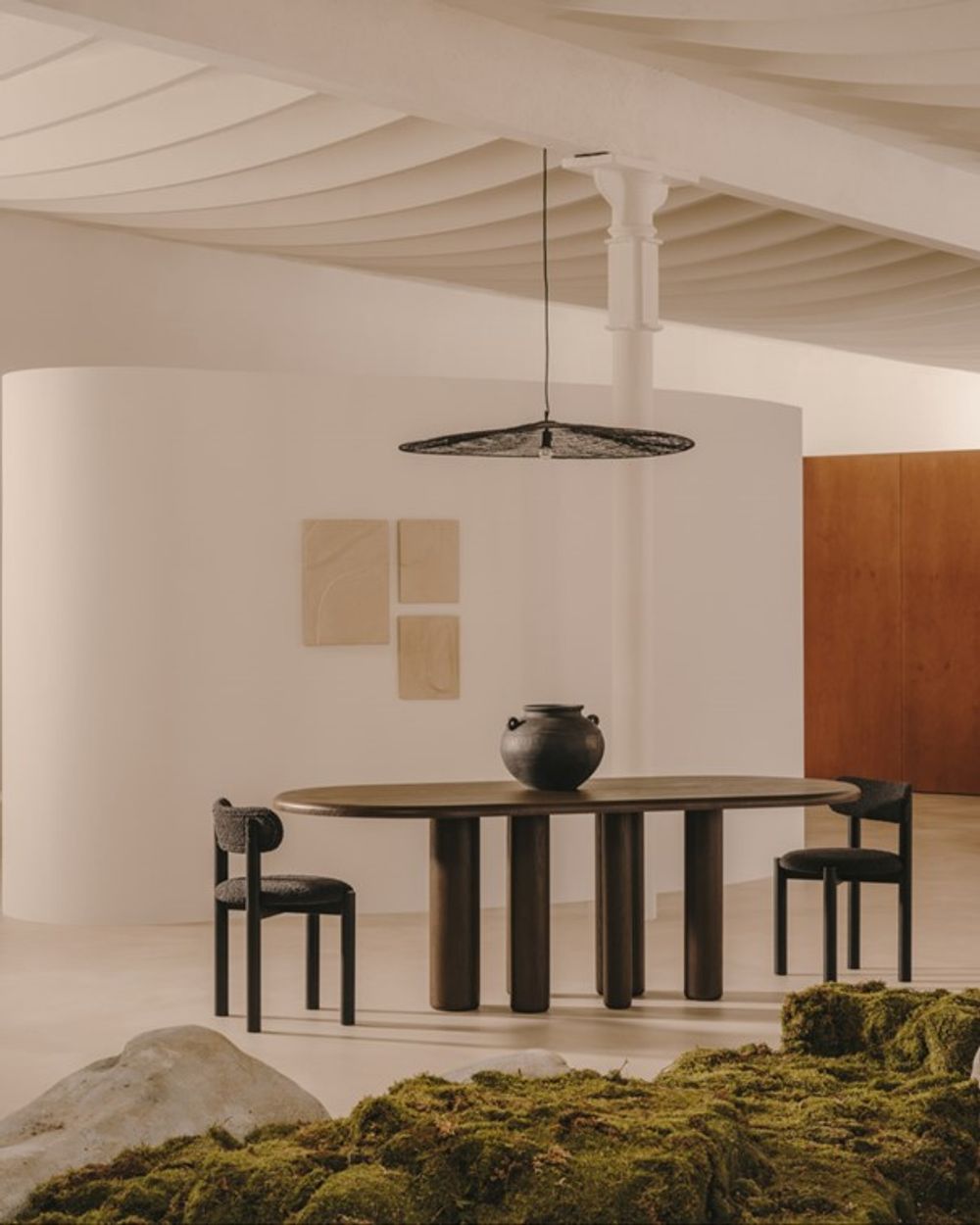 Eetkamertafel MAILEN - Donker essenfineer KAV T0100053MM51