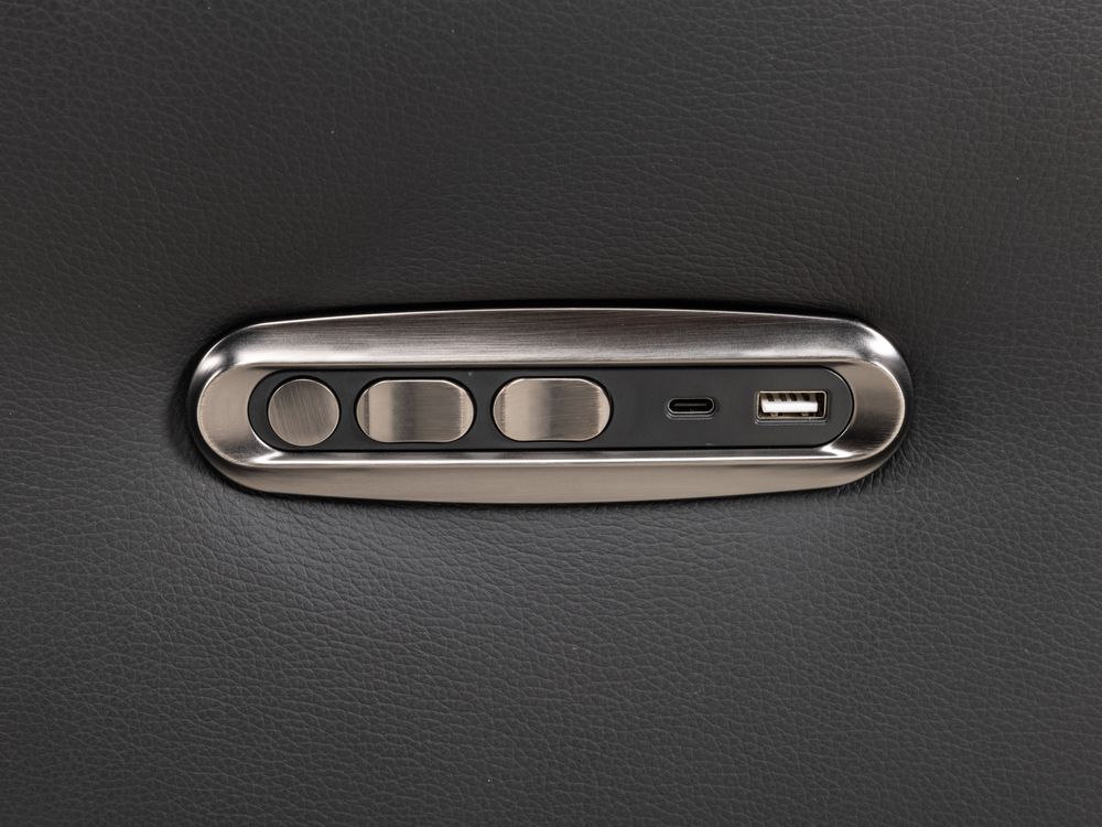 Elektrische relaxfauteuil RANA - Zwart leder MED RA RXE-A-A804