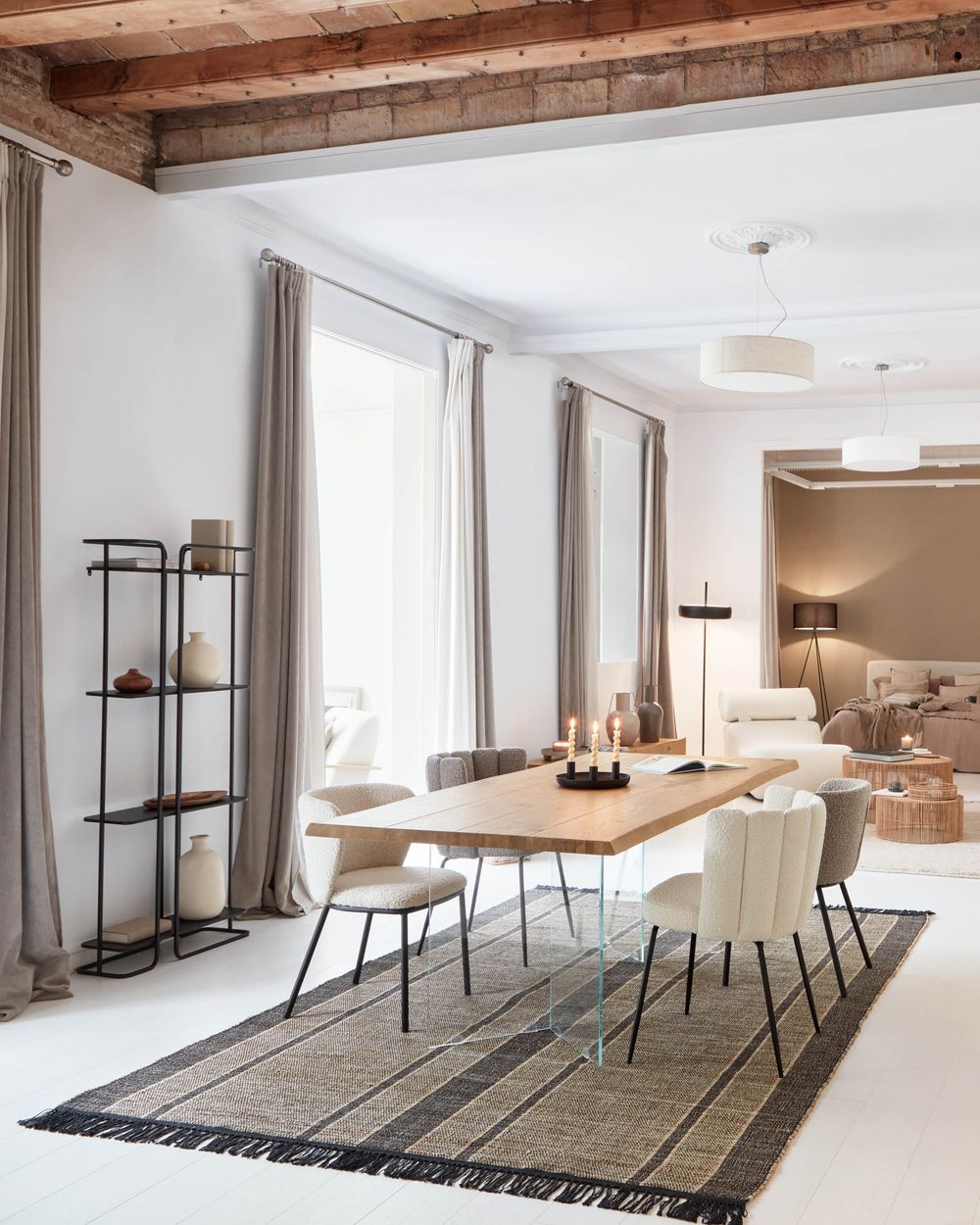 Stoel ANIELA - Grijs bouclÚ KAV CC2025J33