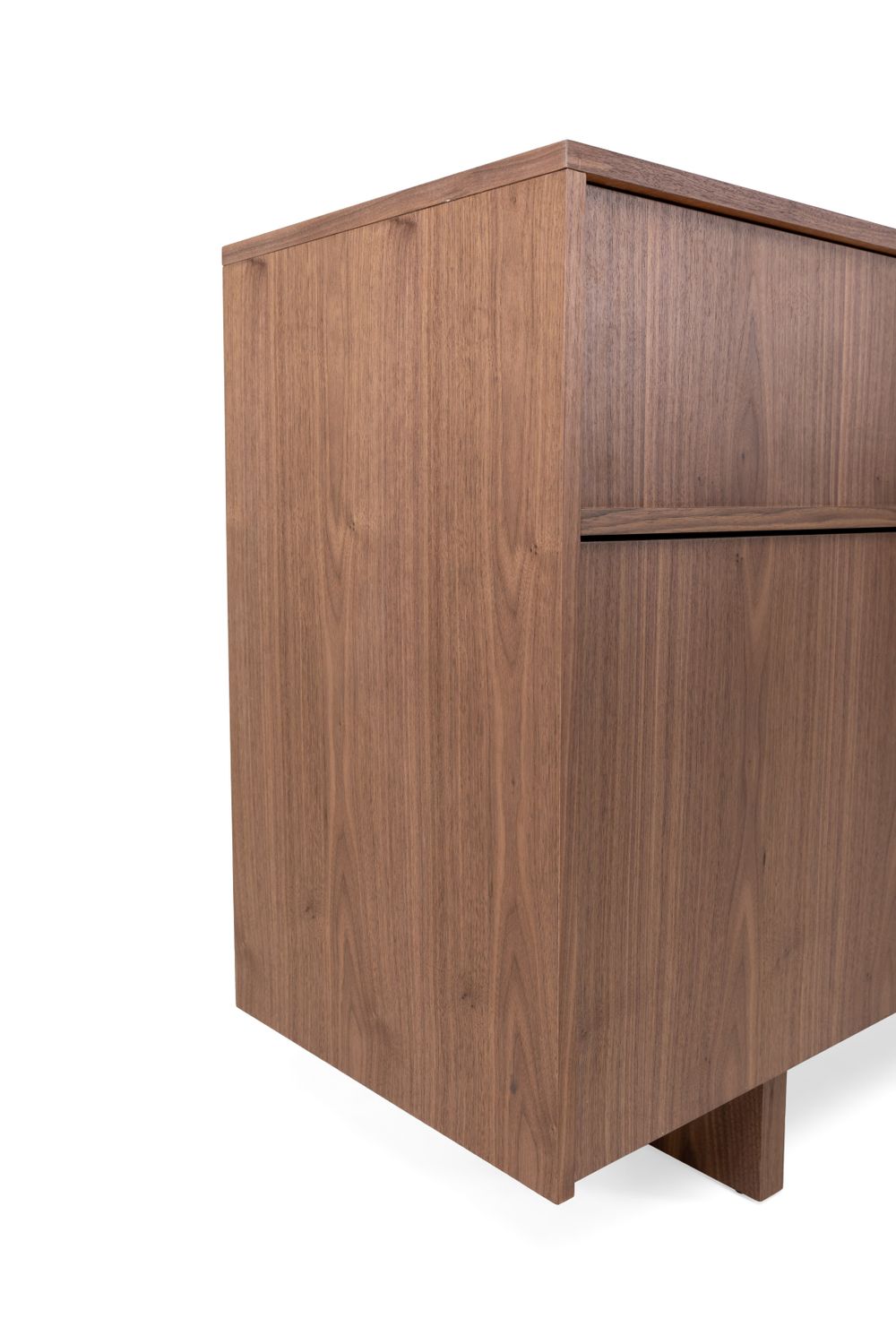 Dressoir AIKU - Walnootfineer DEZ-64-000003