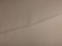 Elektrische relaxfauteuil BERTHO - Taupe leder DEZ BR RXE1ML