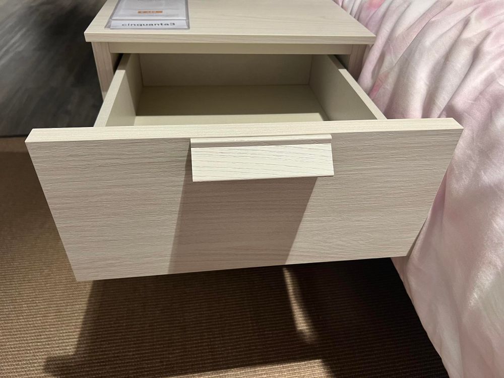 Set van 2 nachttafels PRAGA - Beige C-BSL AM25142 X 2