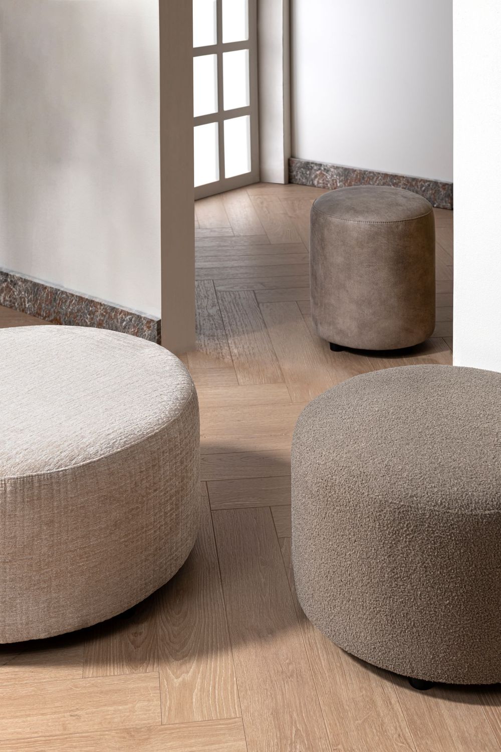 Poef ZACH - Taupe XOO 48670-15-TK