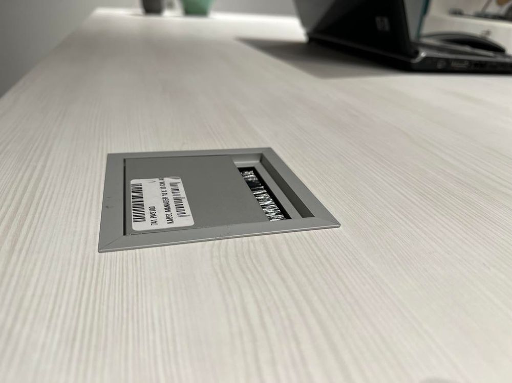 Bureau met kasten ARCHIVOS ARMARIOS - Nieve malla C-GBE-AA-BUR1