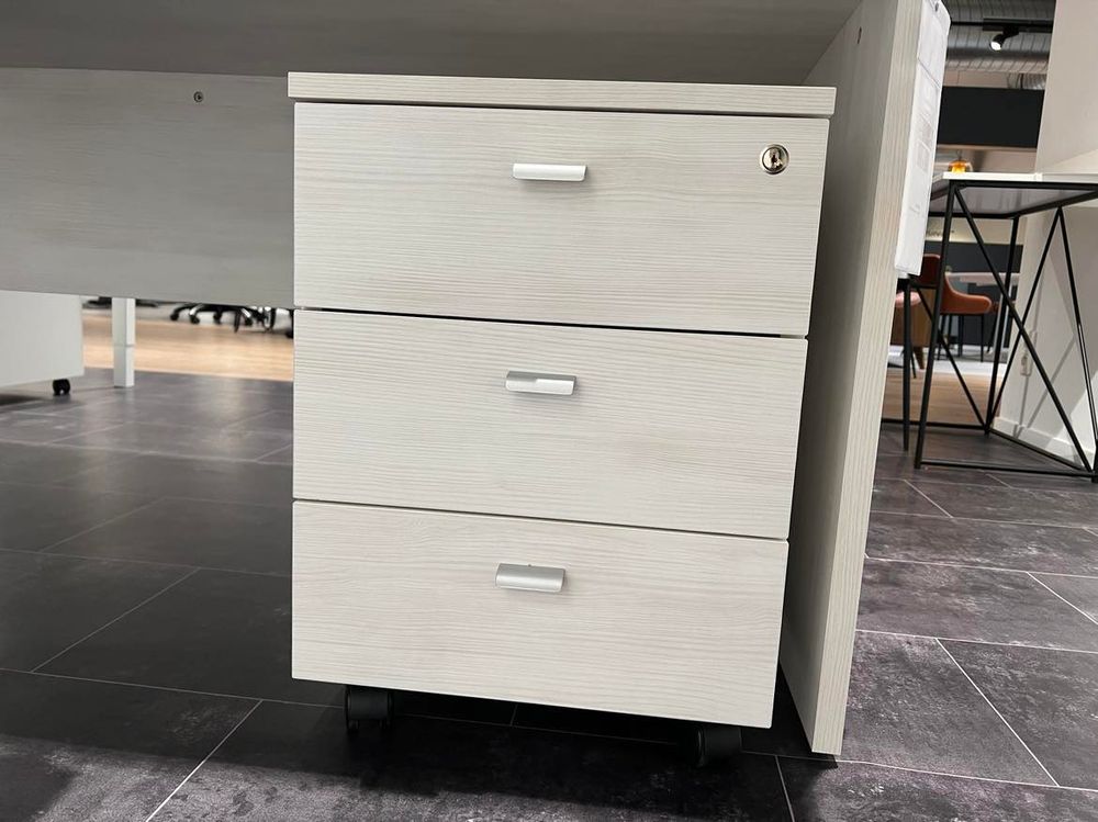 Bureau met kasten ARCHIVOS ARMARIOS - Nieve malla C-GBE-AA-BUR1