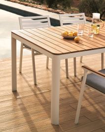 Tuintafel BONA - Teak / Wit KAV J0100028MM46