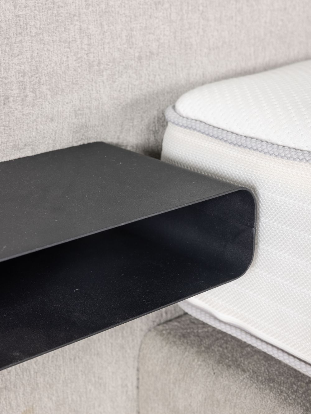 Boxspring LUNA XL incl. matras en nachtkastjes - L SFD-65-000002-FG130