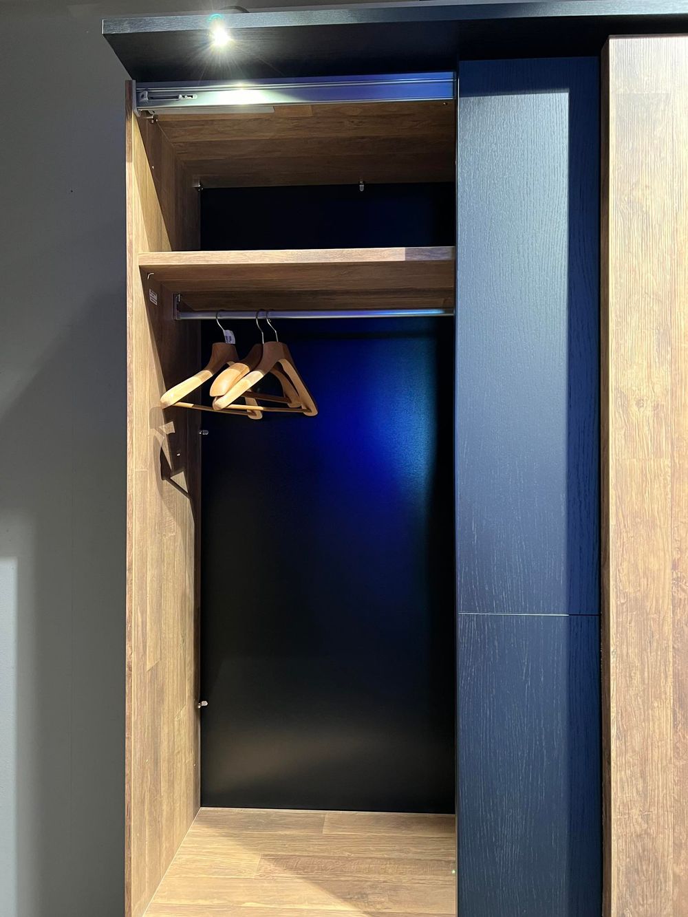 Schuifdeurkast JAIPUR - Old Teak MBR-71-000001