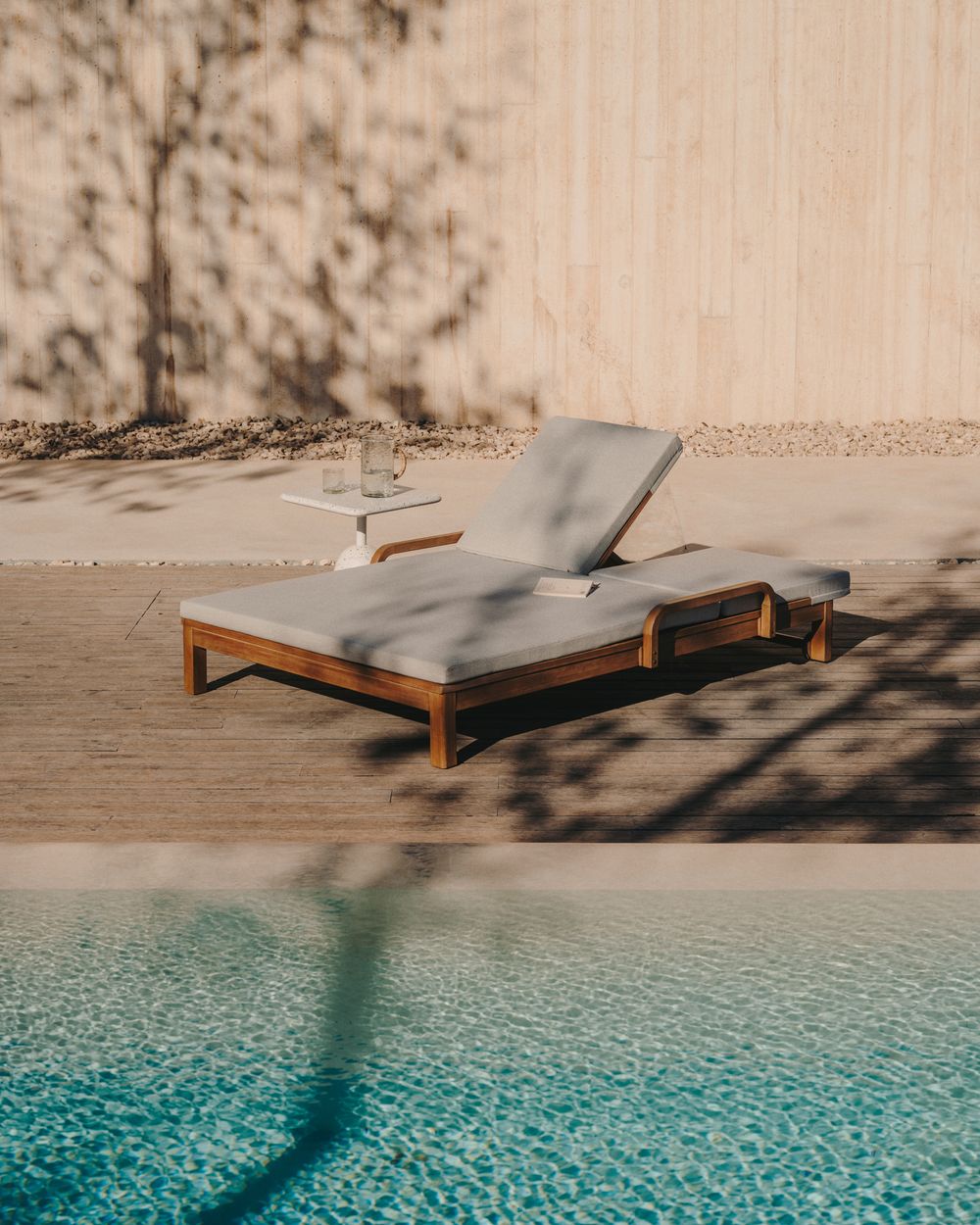 Tweepersoonsligstoel SONSAURA - Massief eucalyptus KAV J1300019JJ12