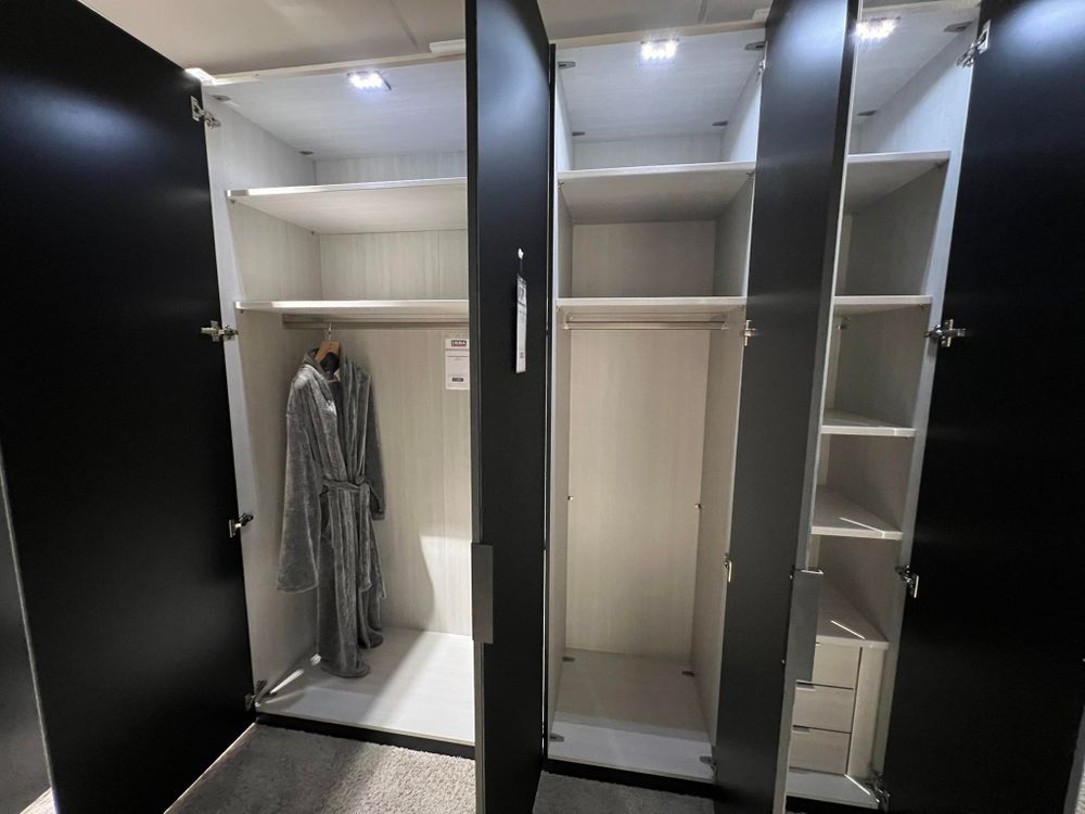 5-deurskast incl. led 20 UP - Zwart C-RCH-20U-KAST2