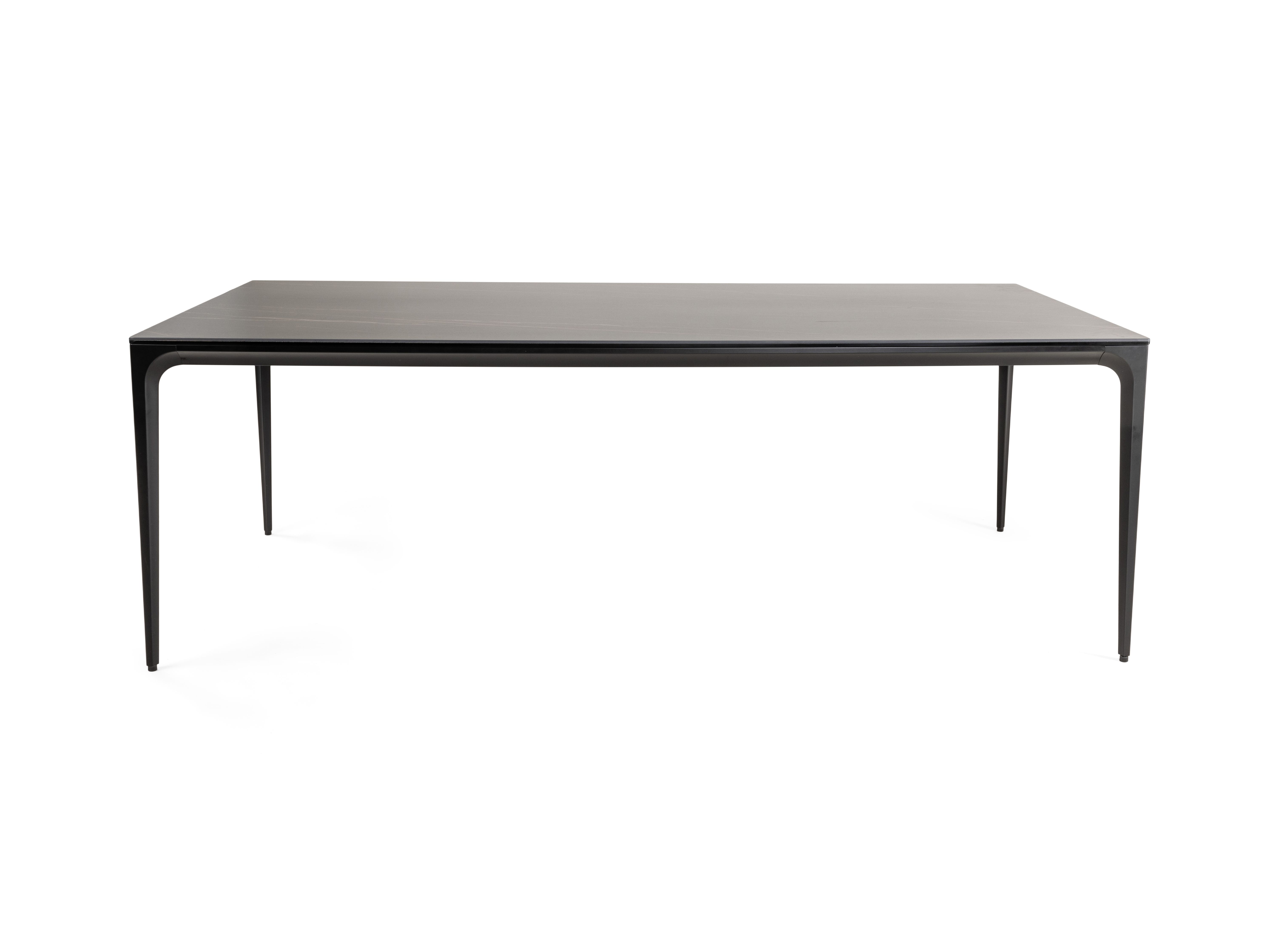 Eetkamertafel Yari - Zwart MED-29-000009