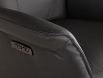 Elektrische relaxfauteuil MATERA - Zwart leder HTL-152-000057-517E