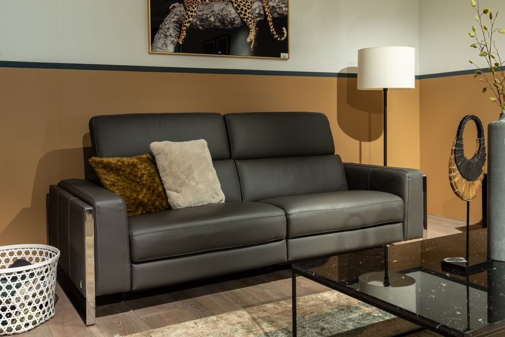 3-zit met 2 elektr. relaxen PIER - Leder gricio sc C-CAL-106-3ZEE-BGS327