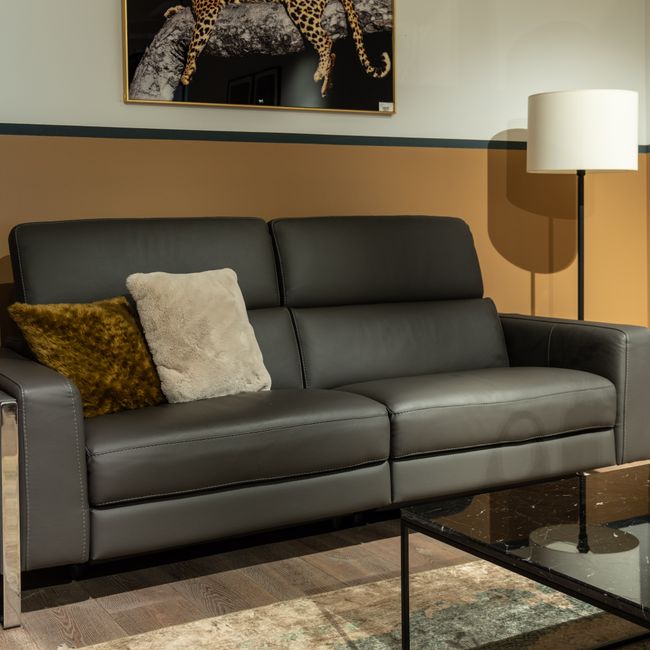 3-zit met 2 elektr. relaxen PIER - Donkergrijs led