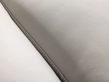 Hoeksalon BOLOGNA - Lichtgrijs leder C-HTL-150-HKS1