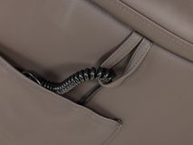 Elektrische relaxfauteuil met lift BREMEN - Donker MED-34-000005-BRO