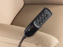 Elektrische relaxfauteuil met lift EDDA - Beige le MED-33-000005-TRU