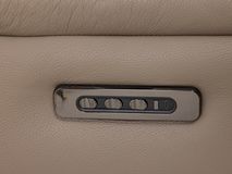 2-zit met elektr. relaxen CINCINNATI - Taupe leder C-NIC-5-HKS1