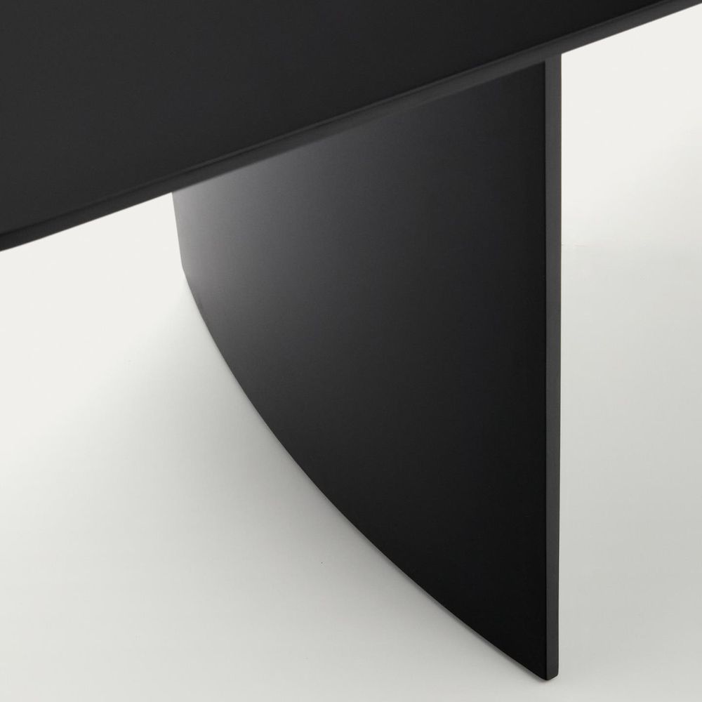 Eetkamertafel LITTO - Zwart gelakt KAV T0100064LL01
