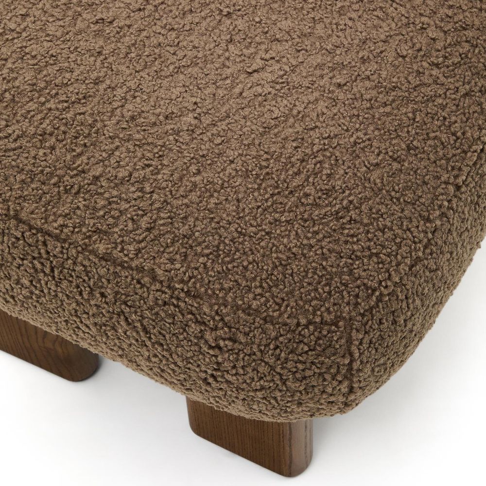 Voetenbank NEMA - Taupe bouclé KAV S1500091GL85