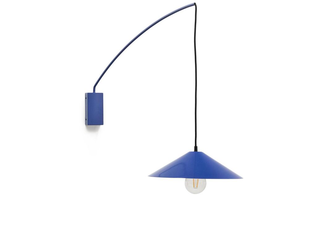 Wandlamp van blauw metaal met zwarte kabel, KALLY.