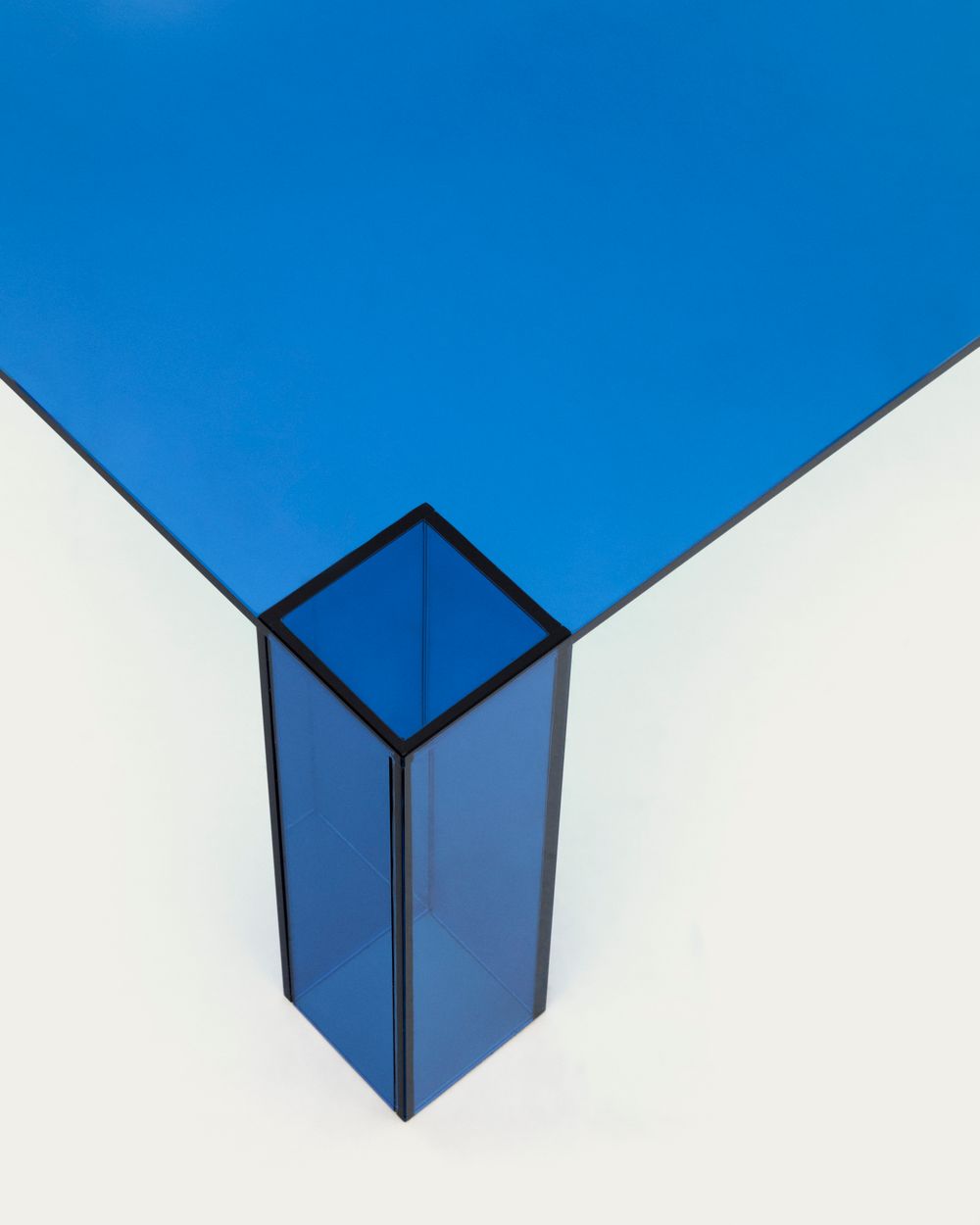 Salontafel ADULARIA - Donkergrijs glas KAV T0600054CC26