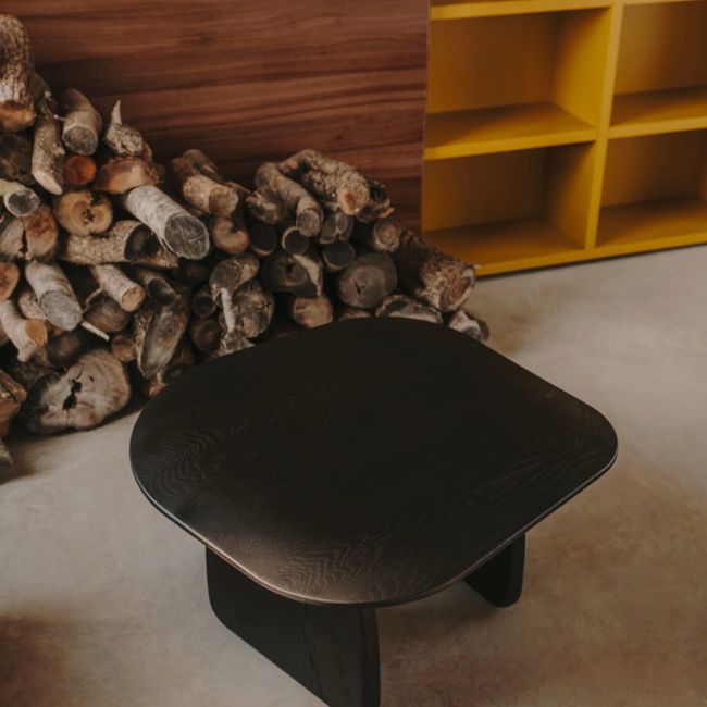 Bijzettafel PIRITA - Massief eik zwart