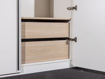 Draaideurkast met zijwaartse afschuining - Wit NEV-001-002