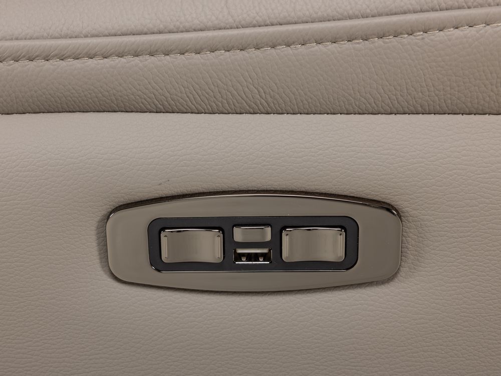 Relaxfauteuil op draaivoet GWENN - Lichtgrijs lede DEZ-71-001-A-ASG