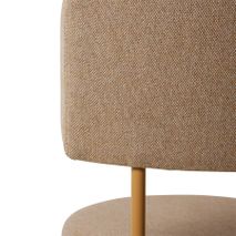 Detail van de rugleuning van Eetkamerstoel YOREDALE van beige stof.