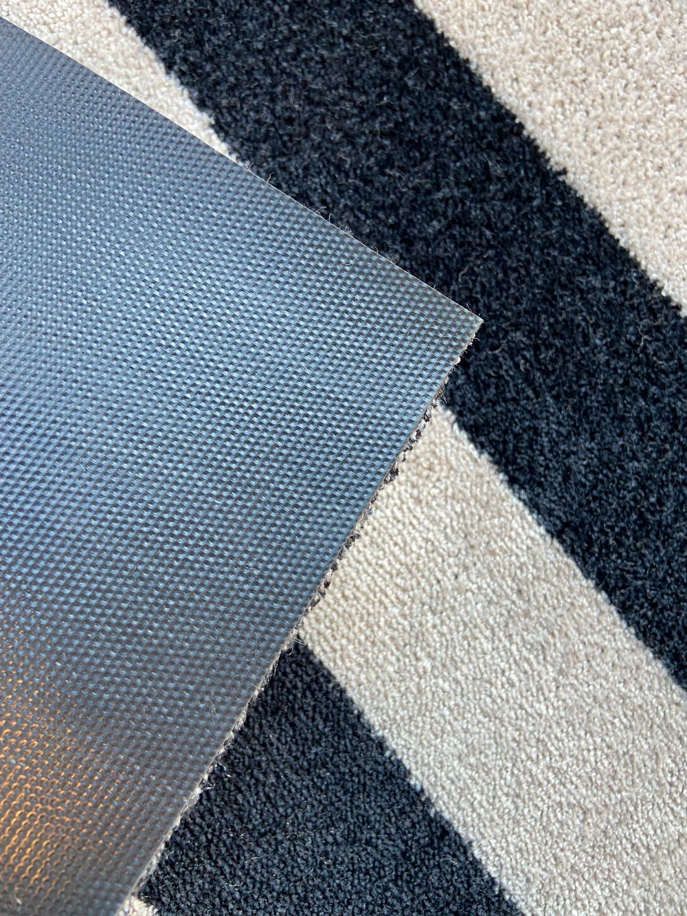 Tapijt BRUNA - Zwart/Wit MAM-1-000041