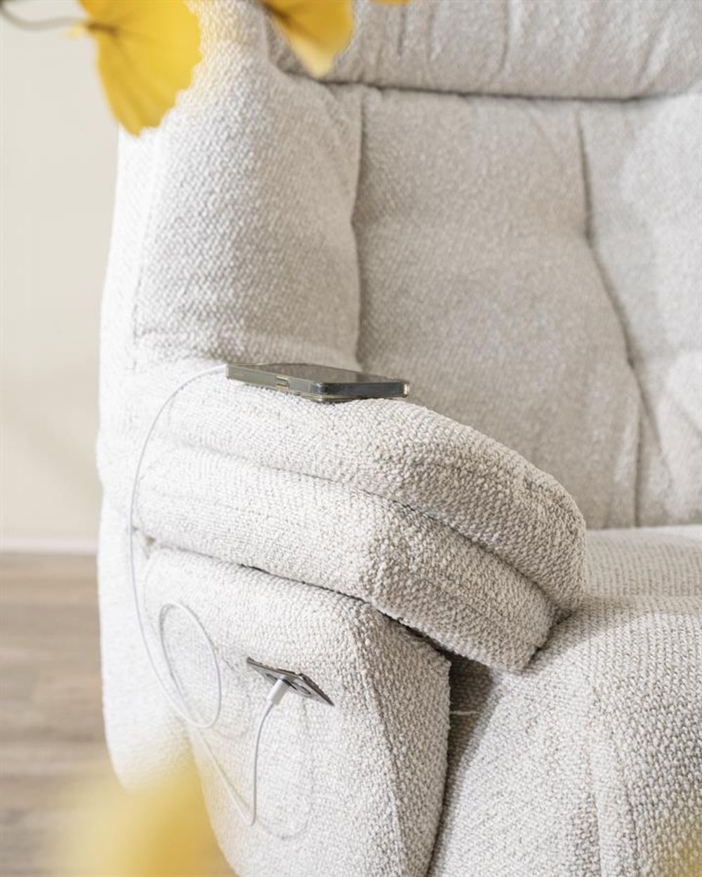 Fauteuil met voetbank CALEB - Beige ELO 96168