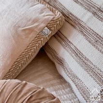 Sierkussen ANDREAS 40x60 - Wit/Bruin RGN DDL0222102434