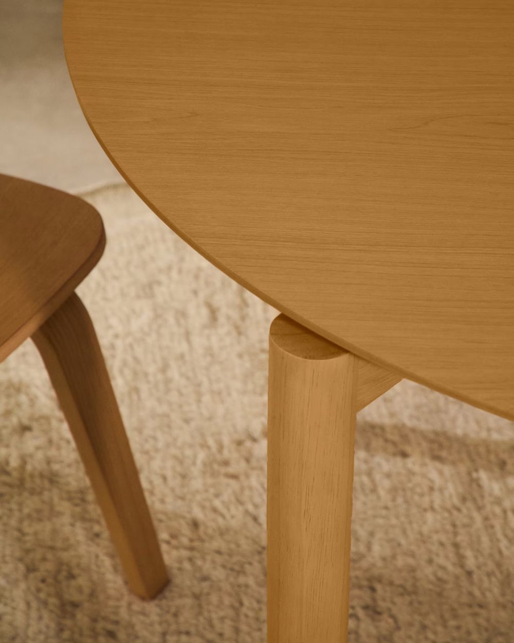 Eetkamertafel INDARA - Essenhoutfineer KAV T00115WM46