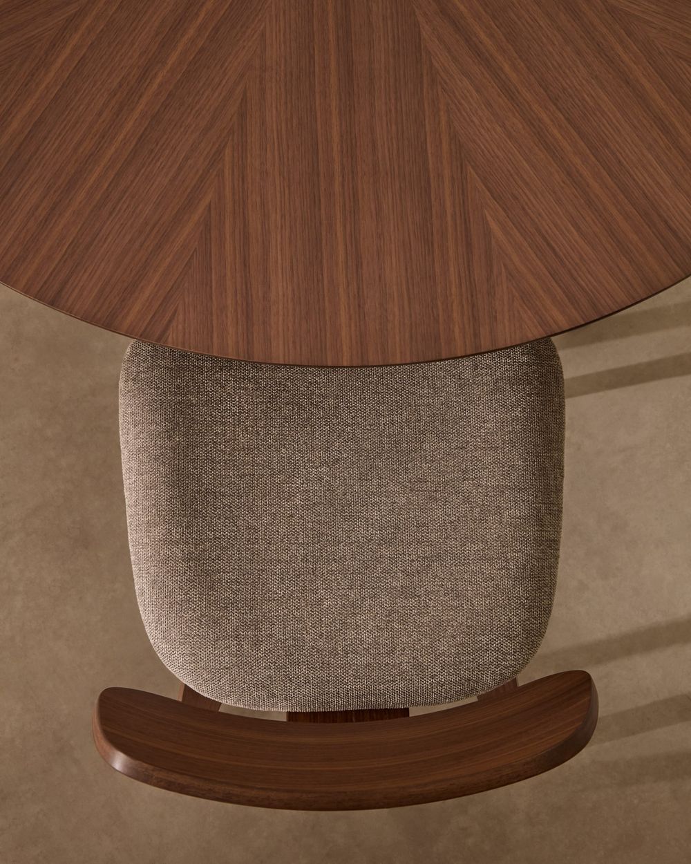 Eetkamerstoel GENA - Walnootfineer/Beige chenilles KAV C00002BF11