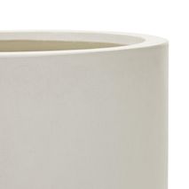 Witte, ronde bloempot AIGUABLAVA van polyester.