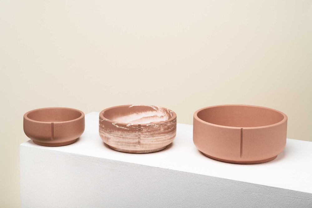 Klassieke voerbak hond LARGE - Dolphin Grey / Marm PIN CF0342