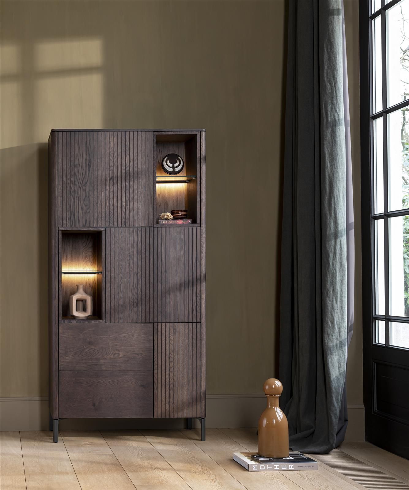 Bergkast TRENTON - Donker eikenfineer