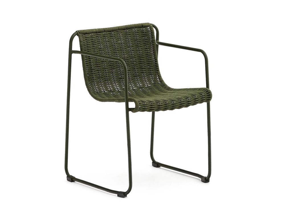 Tuinstoel MAURINA met donkergroen metalen frame en gevlochten zitting en rugleuning.