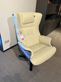 Relaxfauteuil AFTERWORK - Wit leder / Walnoot CFM AW RXF-WAB-FW-2