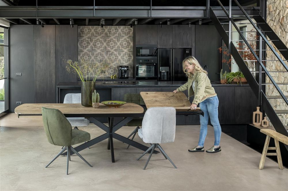 Uitschuifbare eetkamertafel PAVALON - Barnwood HEH 46784BRN