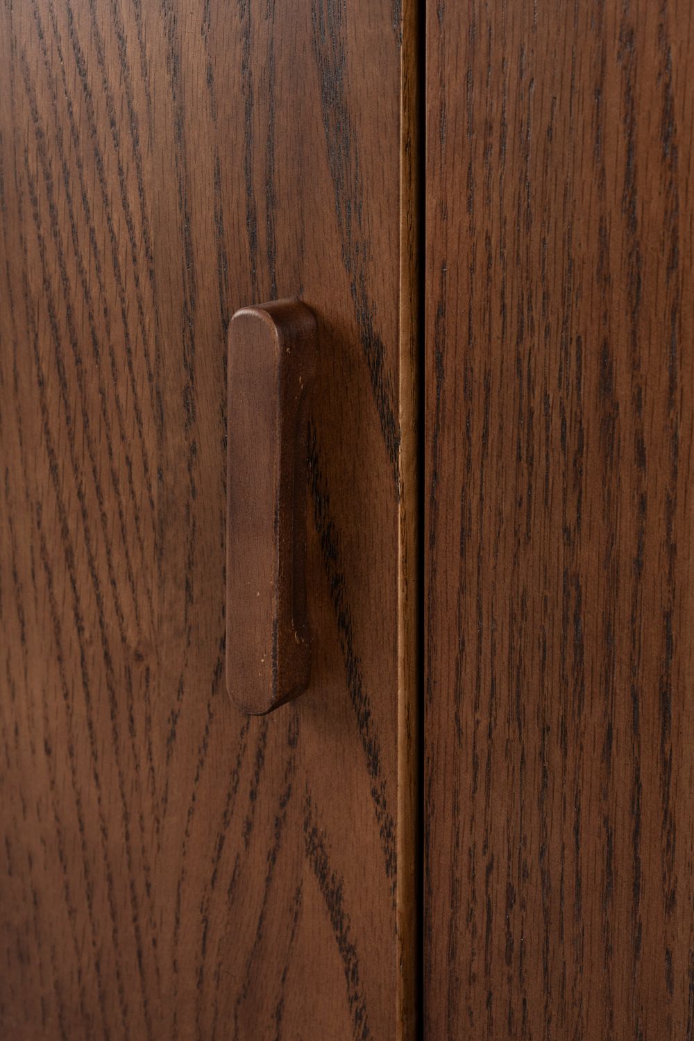 Dressoir ARDA - Walnoot / Travertijn ZVR 1000105