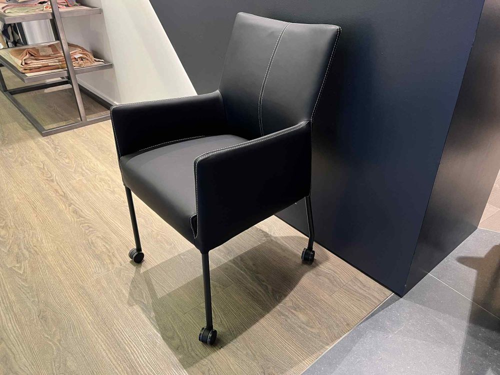 Set van 6 armstoelen met parketwieltjes GLENN - Zw C-NVN-7-SET1