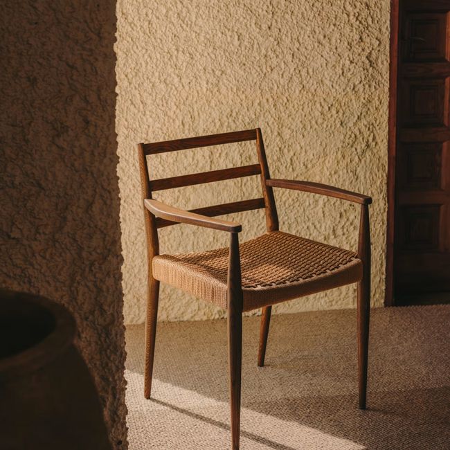 Armstoel ANALY - Massief eikenhout / Walnoot